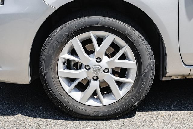 Used 2018 Nissan Versa SV w/ SV Special Edition Package FWD image 11