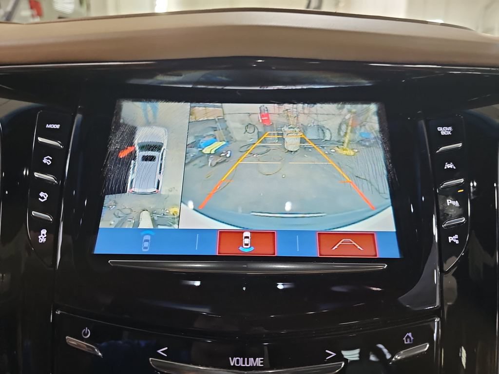 Used 2019 Cadillac Escalade Platinum AWD/4WD image 31