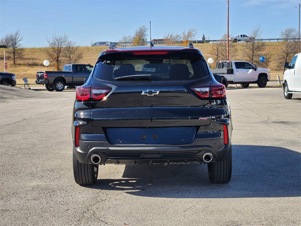 Certified 2025 Chevrolet TrailBlazer RS w/ Driver Confidence Package image 6