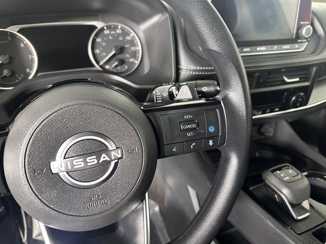 Used 2023 Nissan Rogue SV image 26