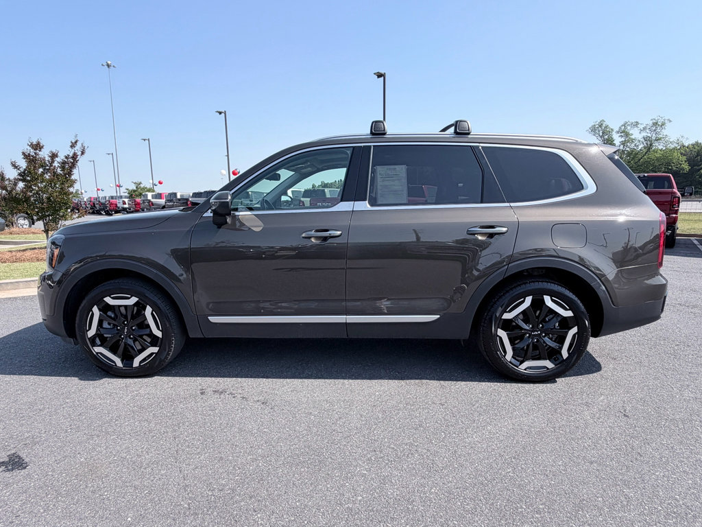 Used 2025 Kia Telluride S AWD/4WD image 5