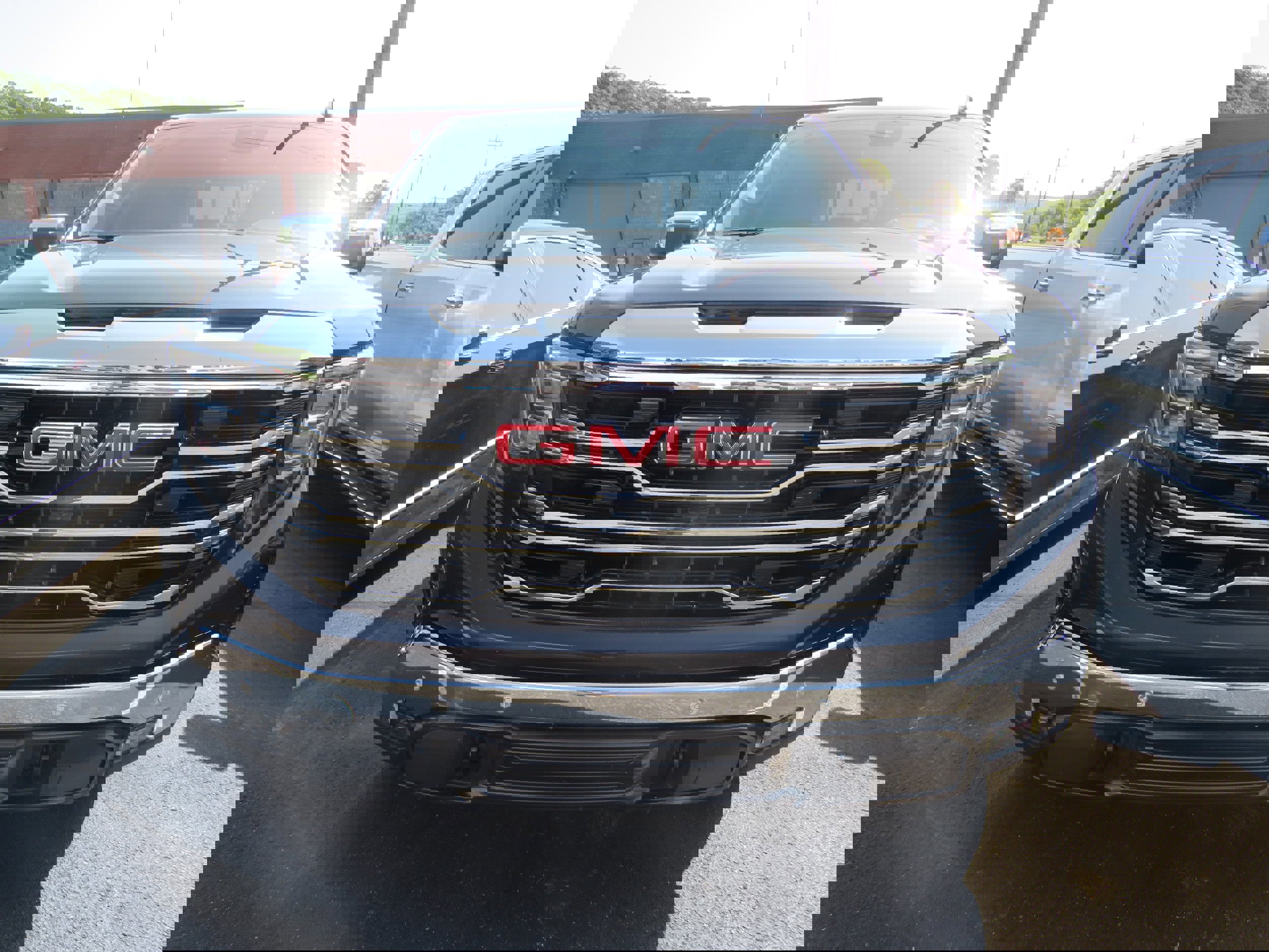 Used 2022 GMC Sierra 1500 SLT w/ SLT Premium Plus Package image 2