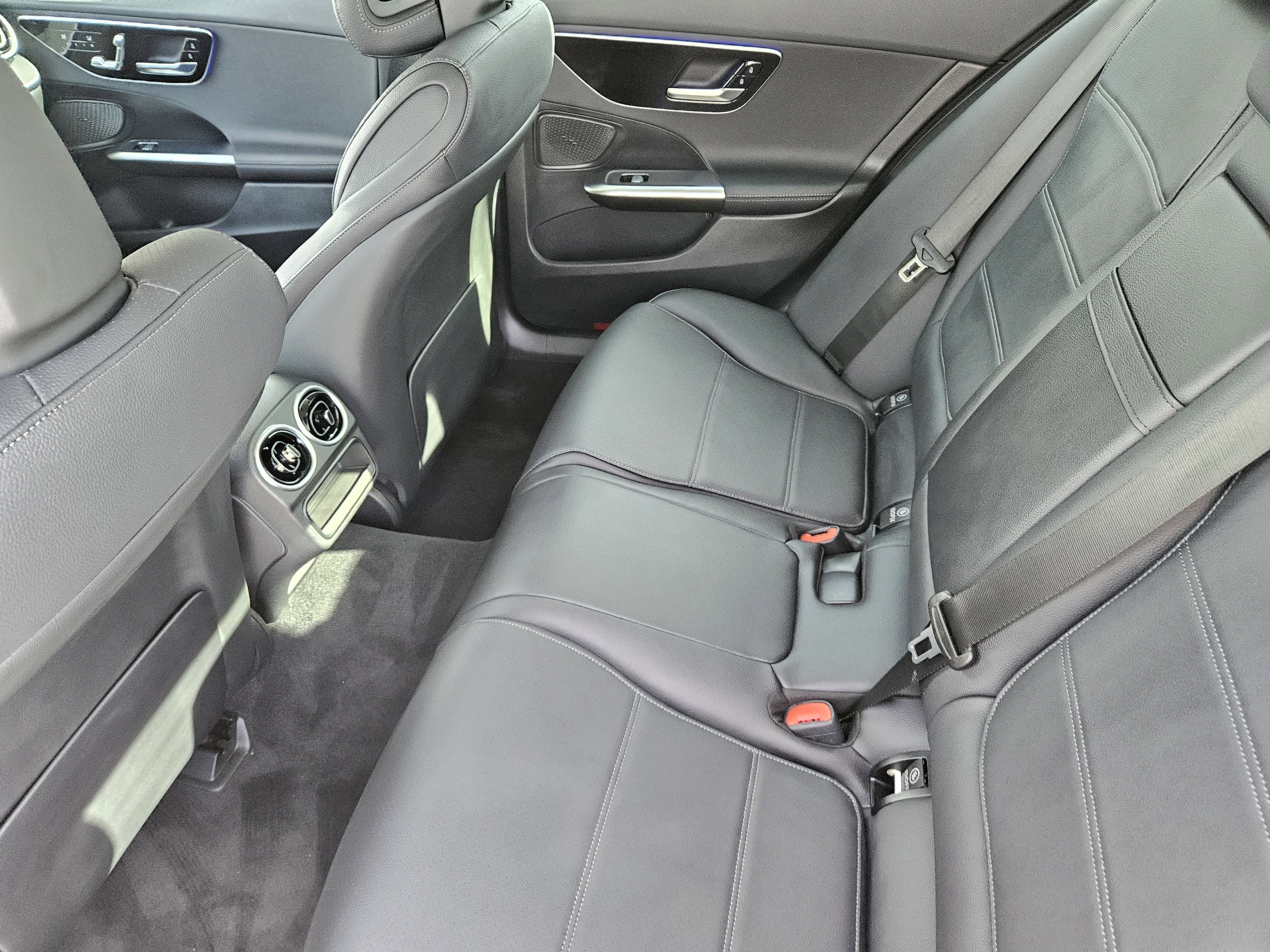 Certified 2025 Mercedes-Benz C 300 Sedan image 30