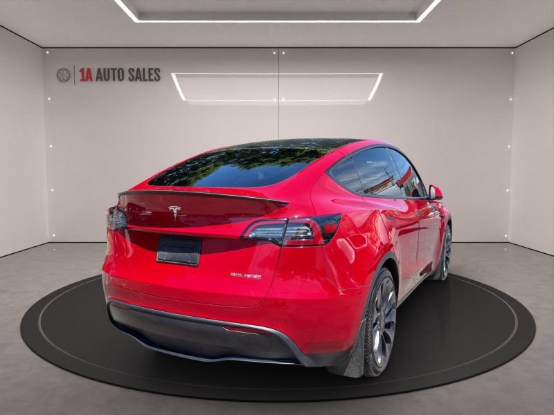 Used 2023 Tesla Model Y Performance AWD/4WD image 5