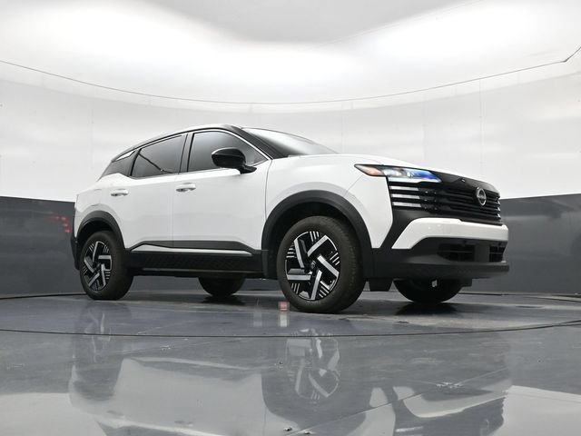 Certified 2025 Nissan Kicks SV FWD image 16