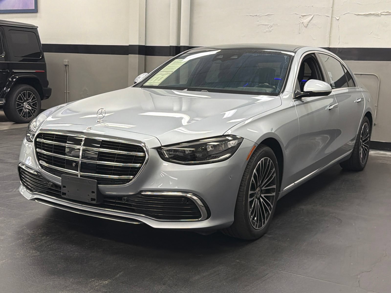 Certified 2023 Mercedes-Benz S 580e 4MATIC Sedan image 6