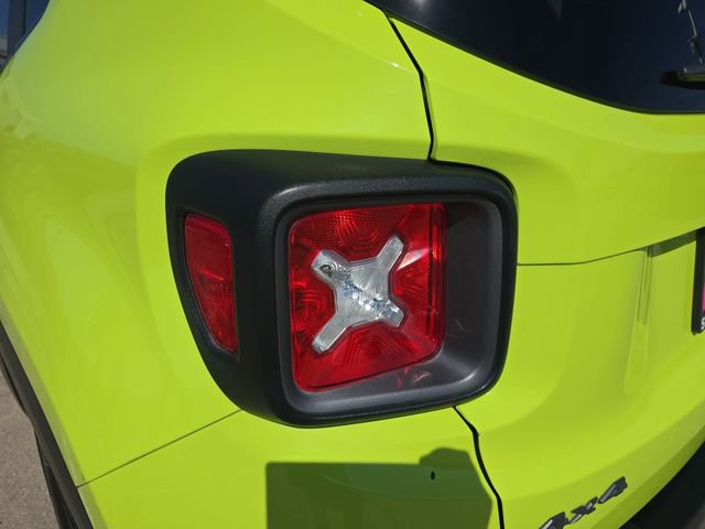 Used 2018 Jeep Renegade Trailhawk image 34