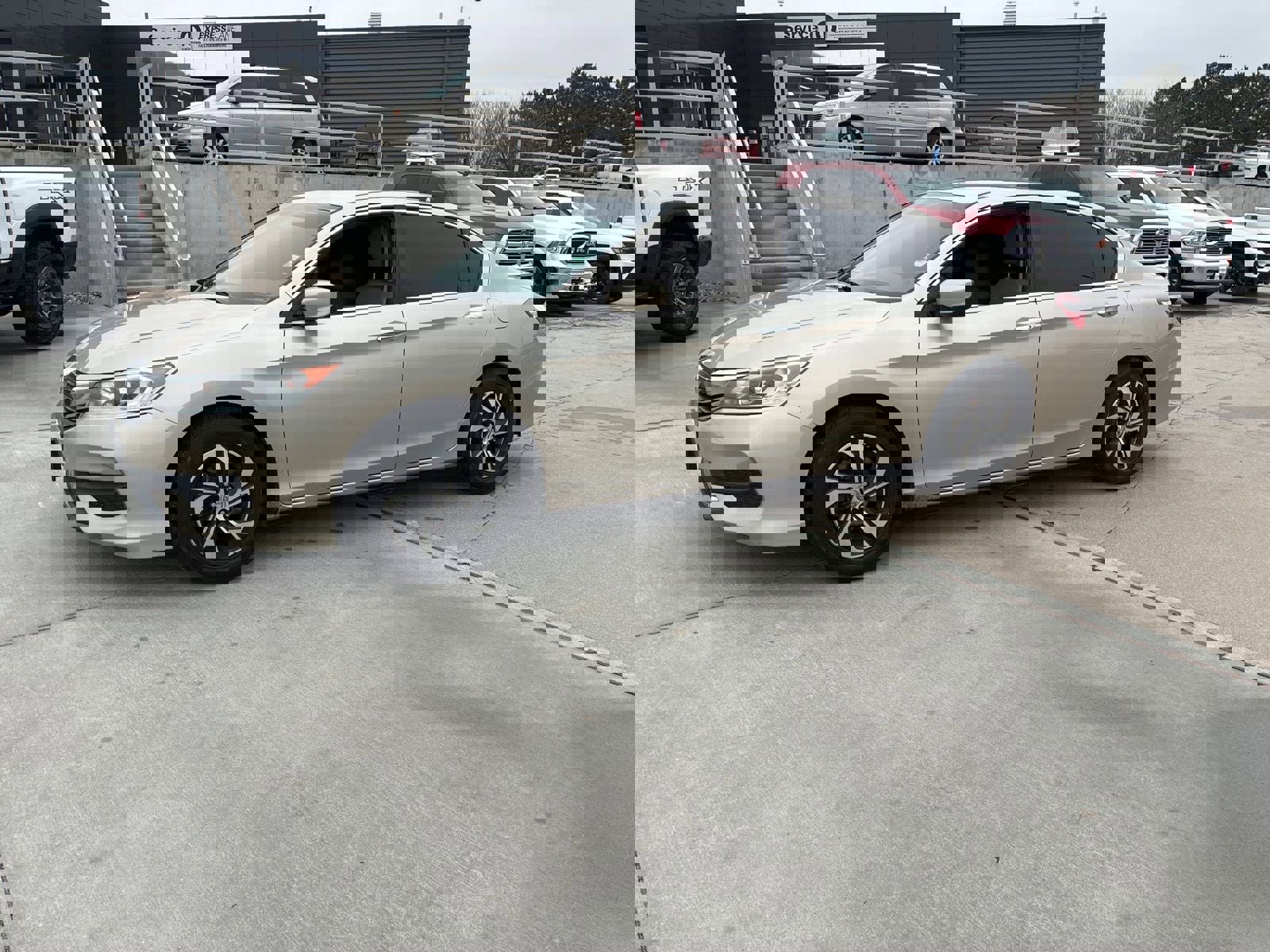 Used 2017 Honda Accord LX image 1