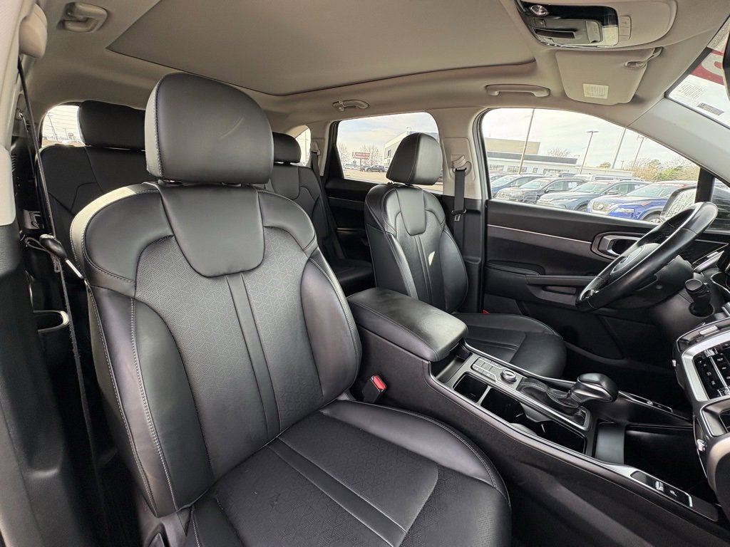 Used 2021 Kia Sorento S w/ Panoramic Sunroof Package image 32