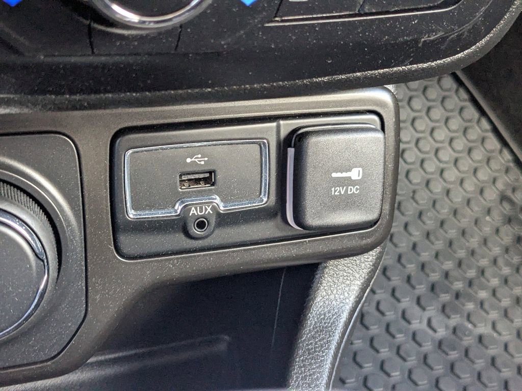 Used 2020 Jeep Renegade Altitude image 21