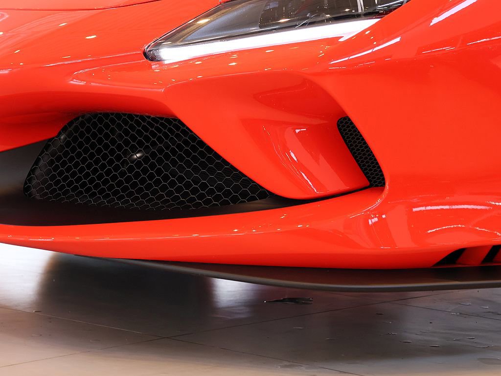 Certified 2021 Ferrari F8 Tributo RWD image 16