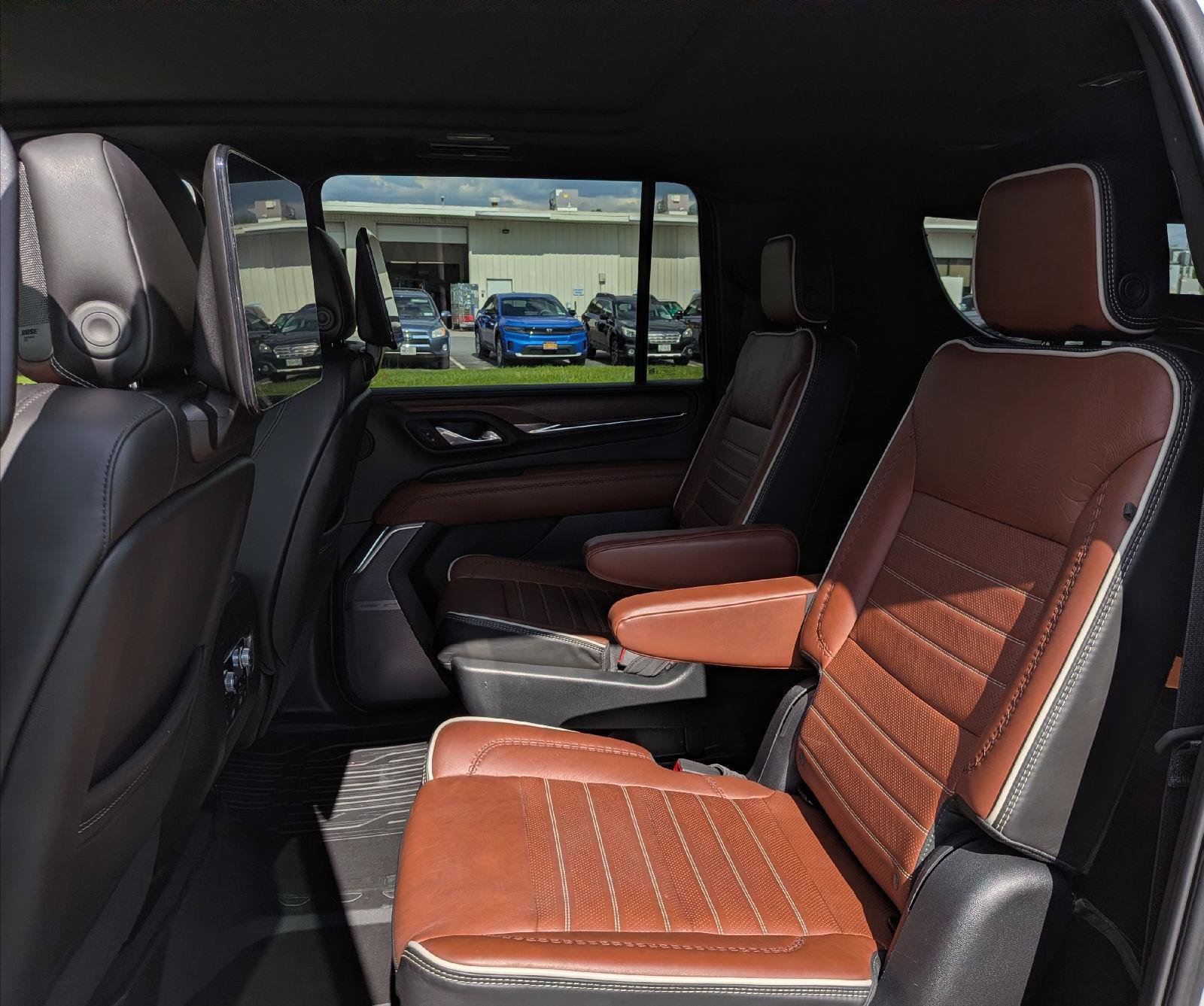 Used 2023 GMC Yukon XL Denali Ultimate AWD/4WD image 22