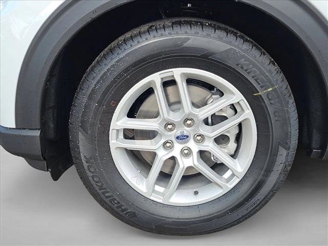 New 2026 Ford Explorer Active image 10