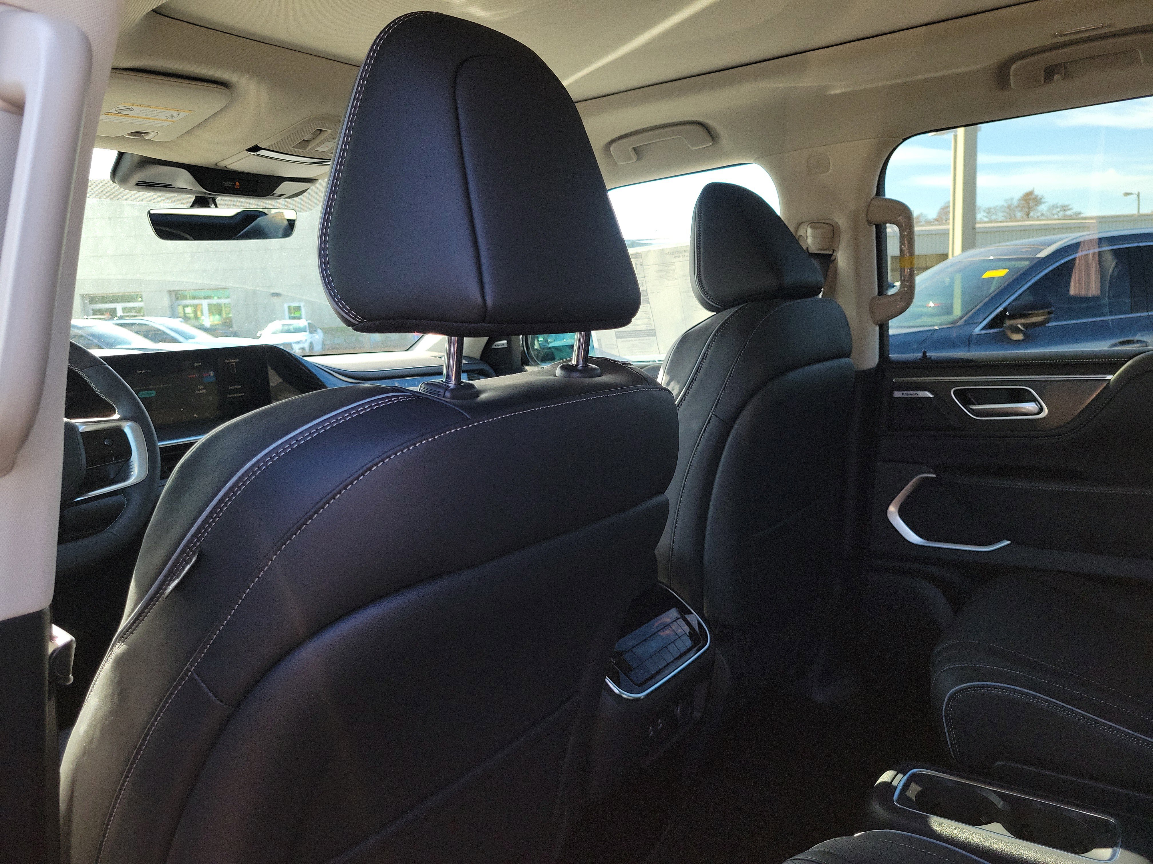 New 2026 INFINITI QX80 Luxe w/ Cargo Package image 10