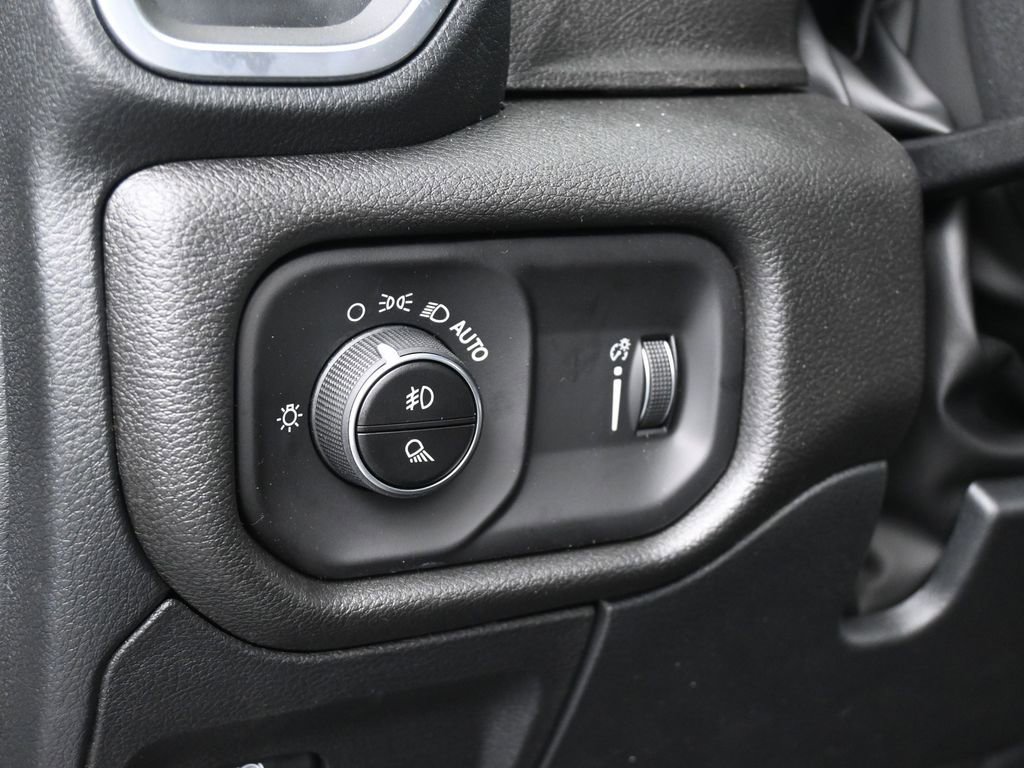 New 2026 RAM 1500 Express image 14