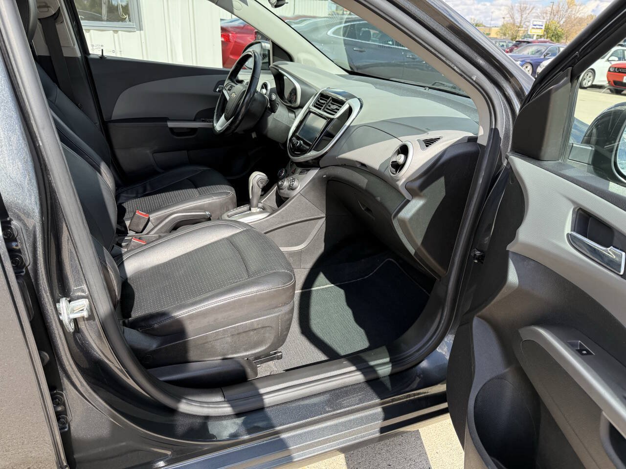 Used 2017 Chevrolet Sonic Premier FWD image 11