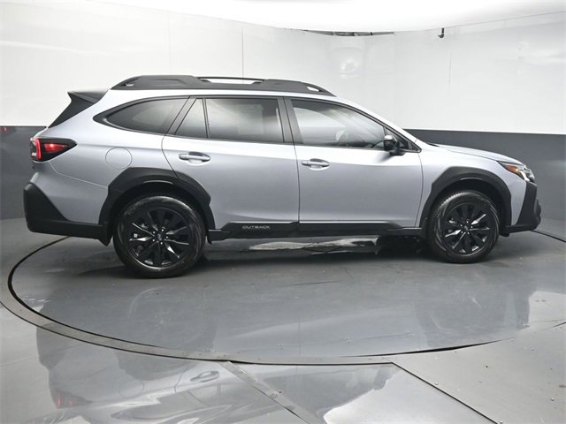 Used 2025 Subaru Outback Onyx Edition w/ Popular Package #2 image 8