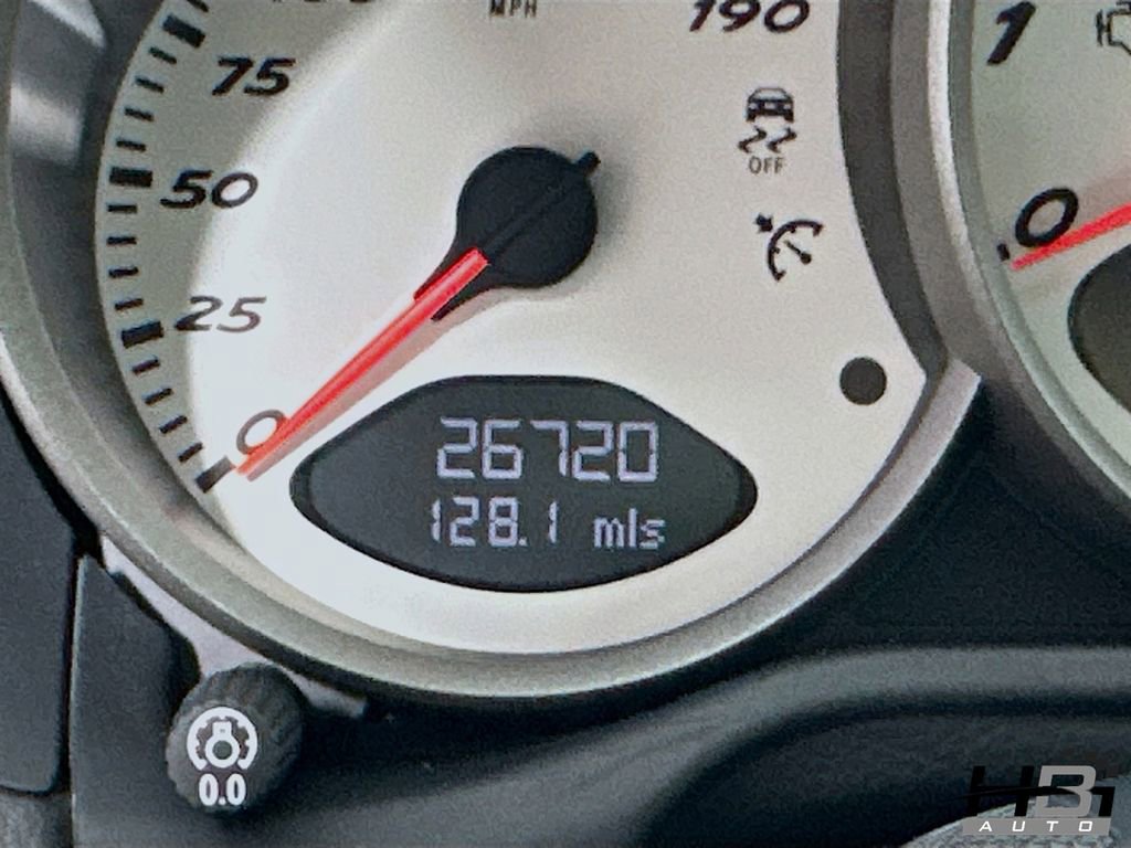 Used 2011 Porsche Boxster Spyder image 11