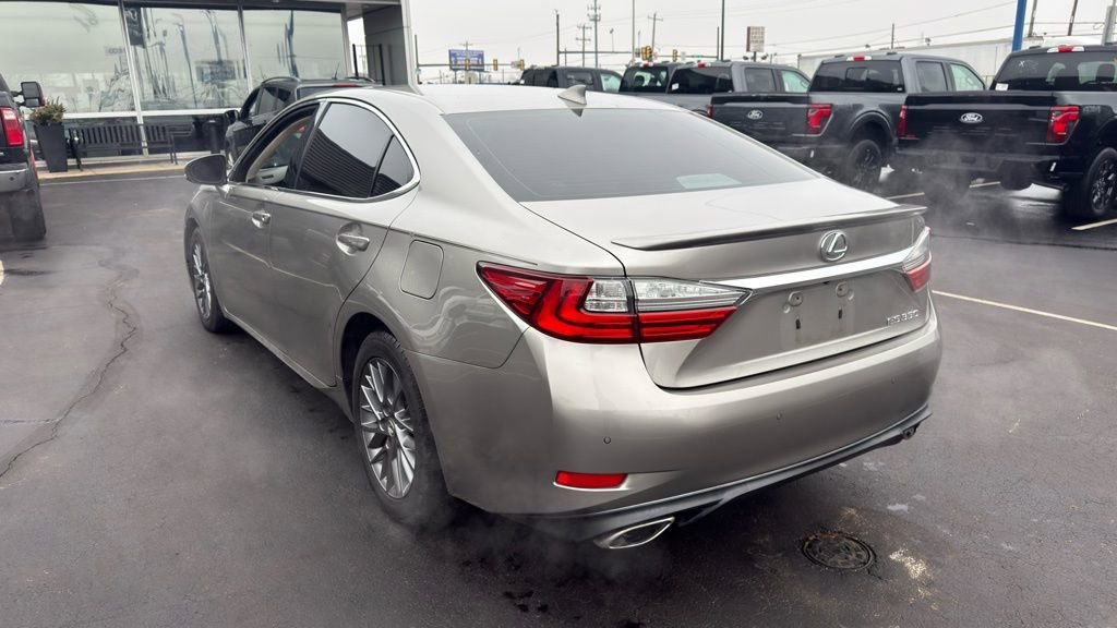 Used 2018 Lexus ES 350 w/ Navigation System Package image 5