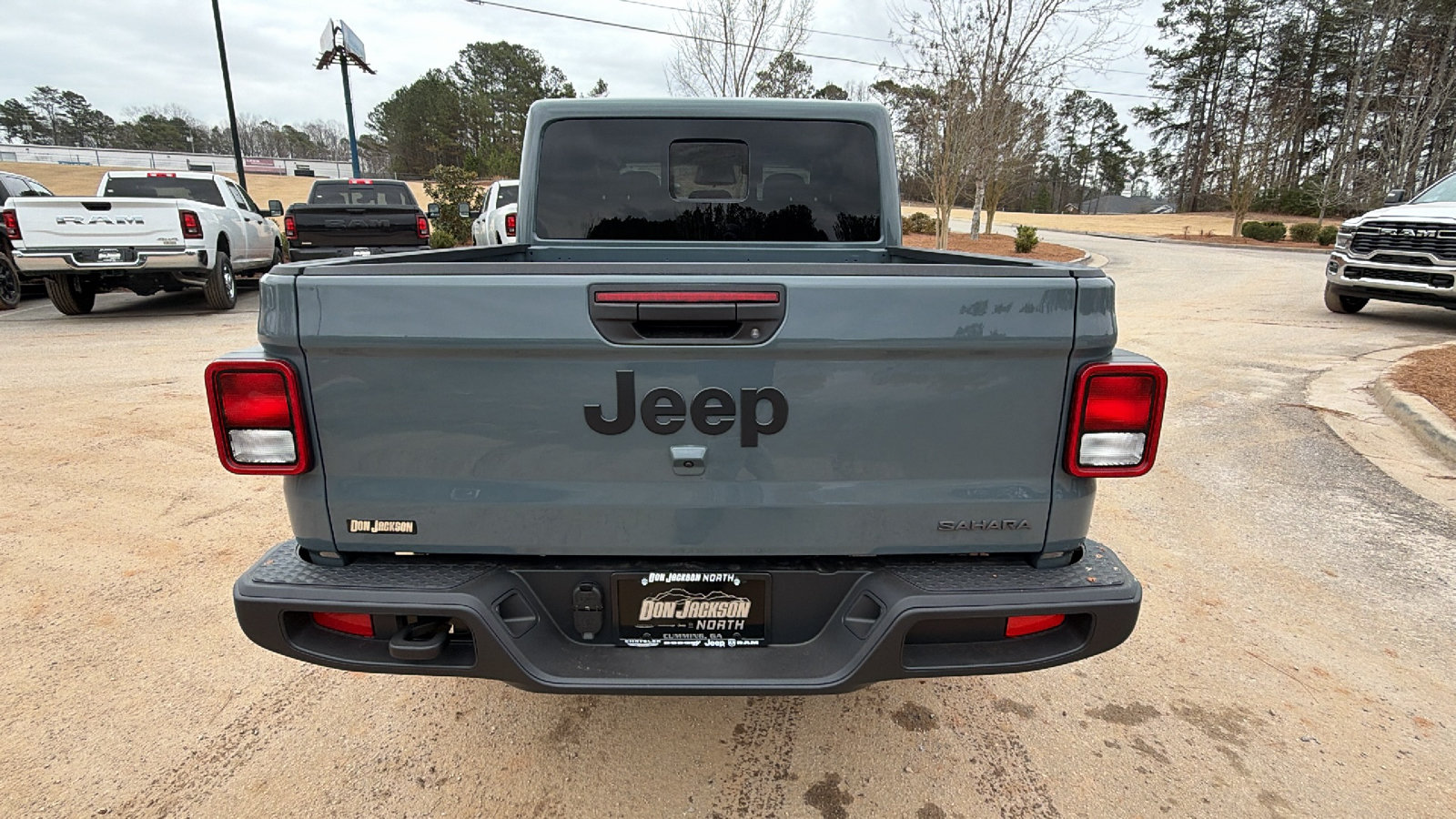 New 2026 Jeep Gladiator Sport AWD/4WD image 9