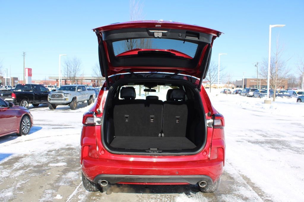Used 2023 Ford Escape ST-Line Select w/ Tech Pack #2 image 10