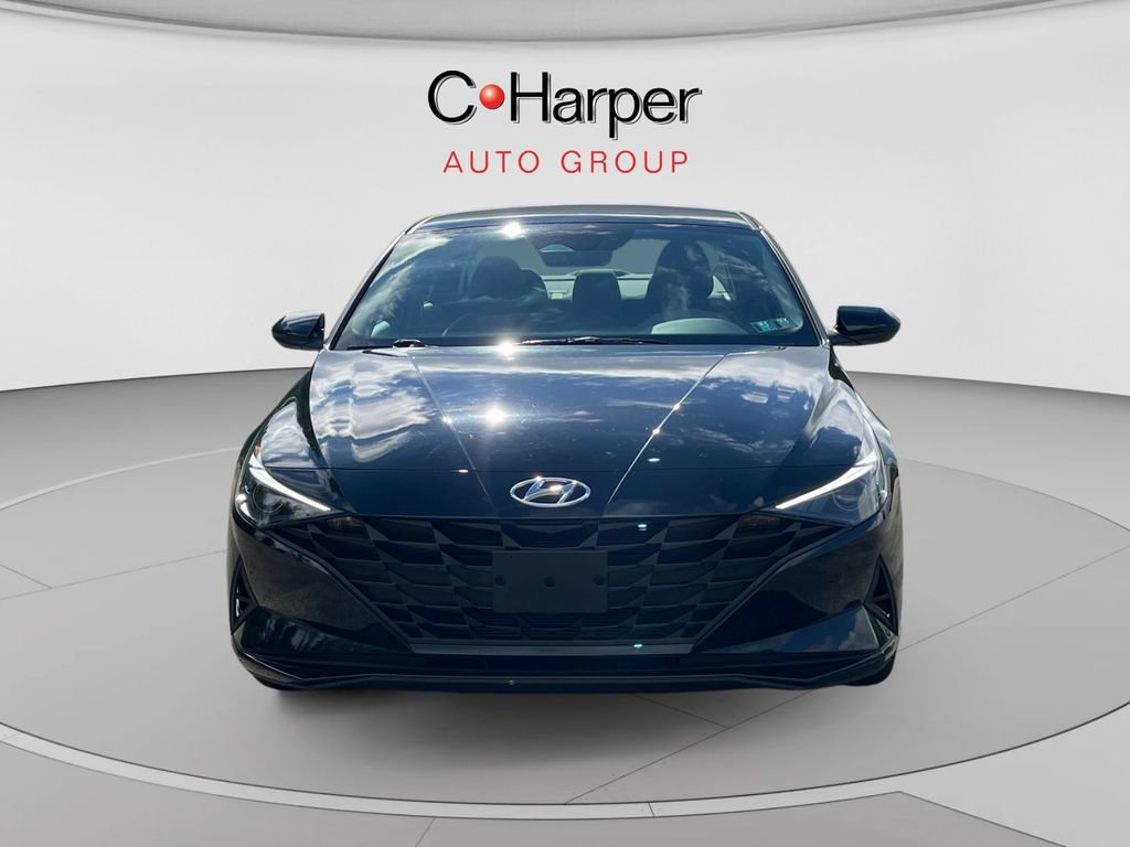 Used 2023 Hyundai Elantra SEL w/ Cargo Package FWD image 8