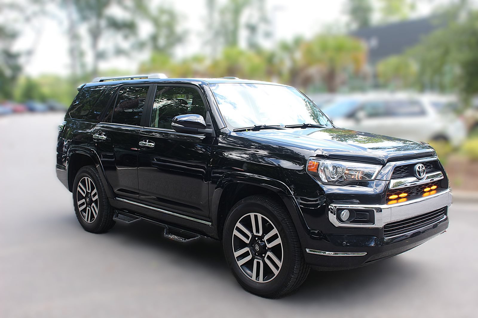 Used 2019 Toyota 4Runner Limited AWD/4WD image 11