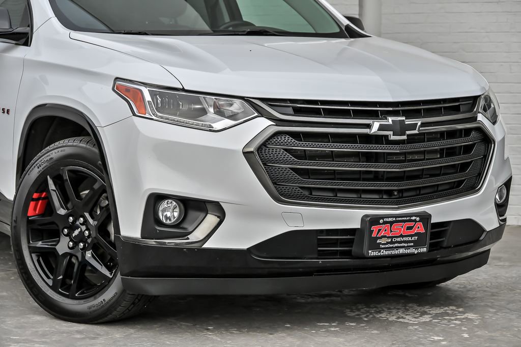 Used 2019 Chevrolet Traverse Premier w/ Redline Edition AWD/4WD image 3