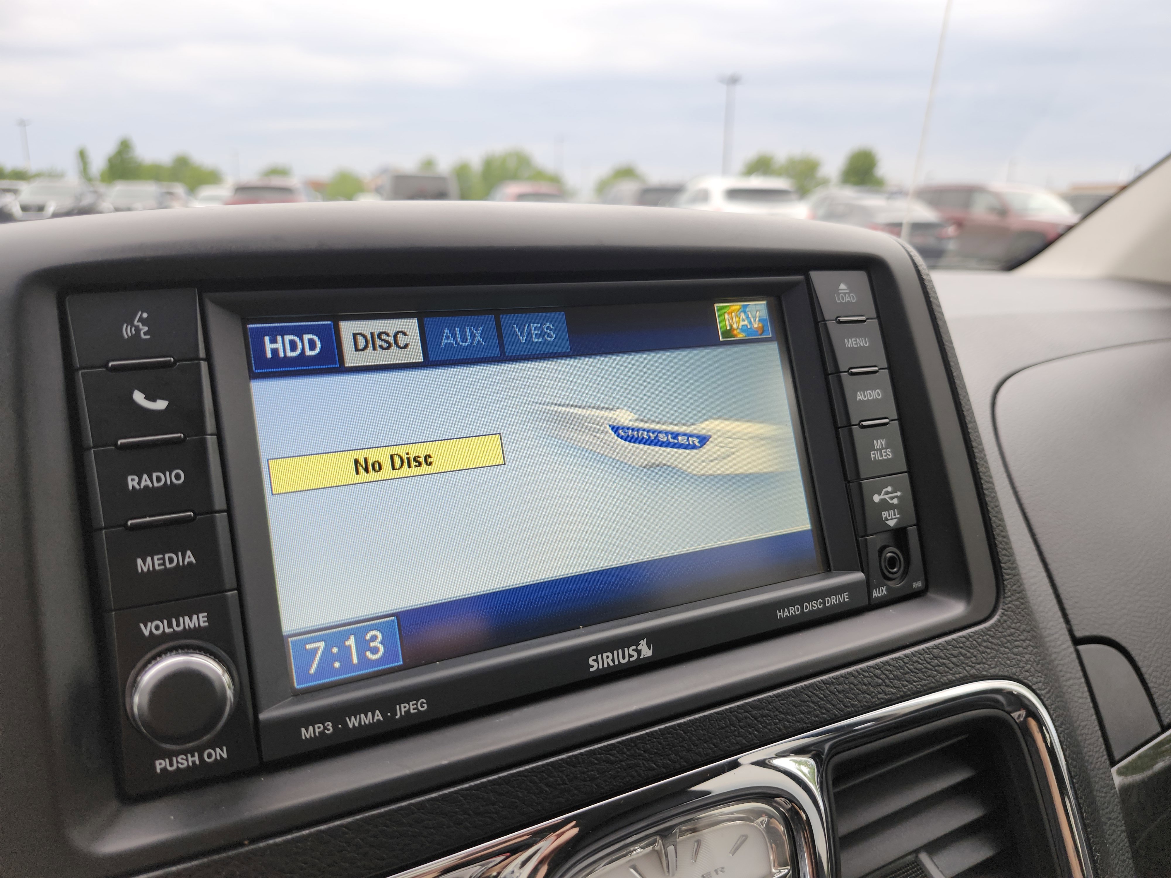 Used 2011 Chrysler Town & Country Touring-L w/ Entertainment Group #2 FWD image 2