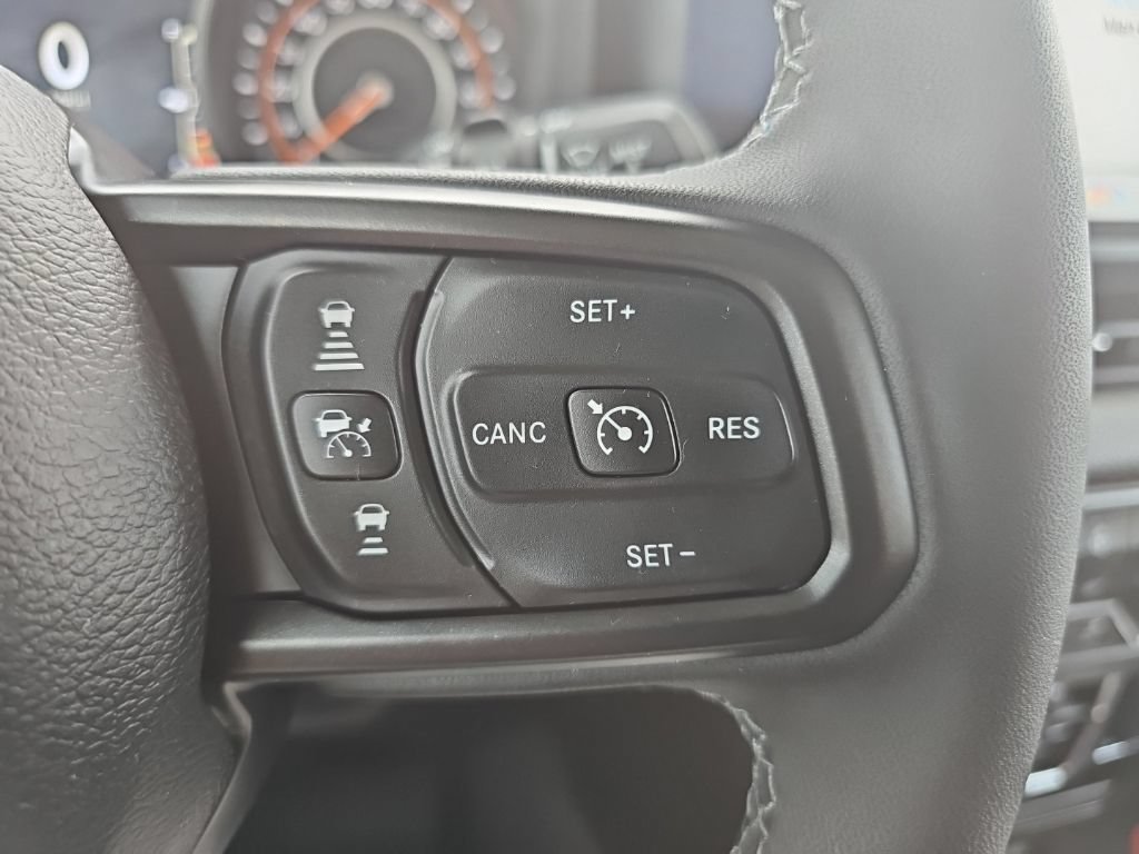 Used 2026 Jeep Wrangler Unlimited Sport AWD/4WD image 30
