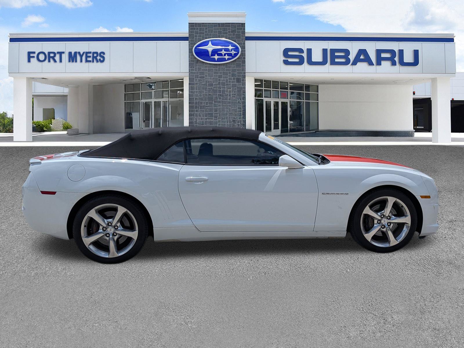 Used 2013 Chevrolet Camaro SS w/ RS Package RWD image 3