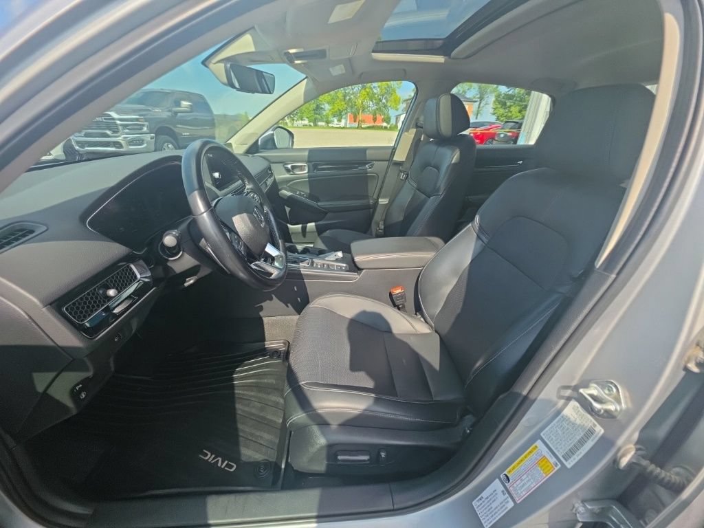 Used 2022 Honda Civic Touring image 13