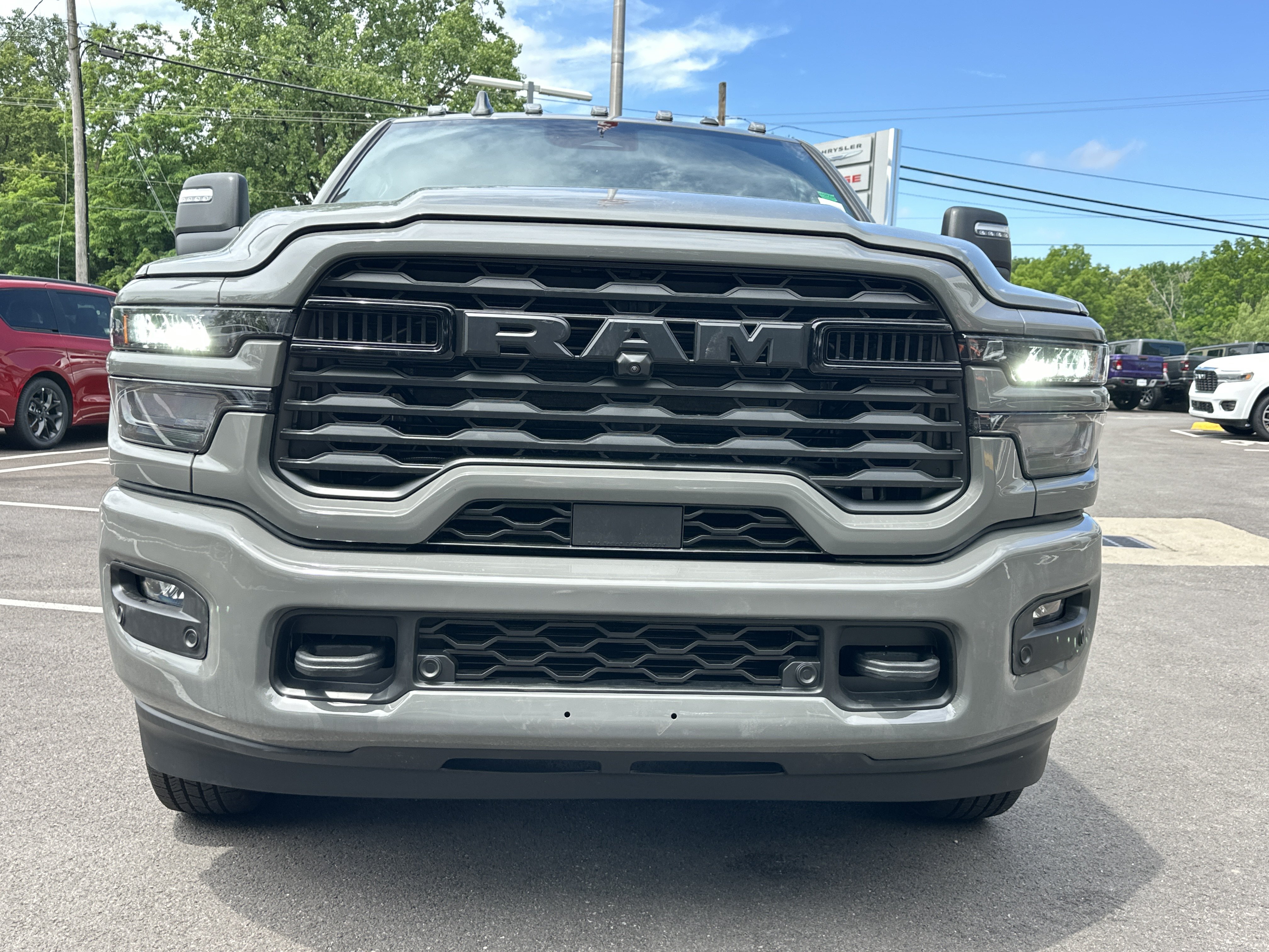 New 2026 RAM 3500 Big Horn AWD/4WD image 23