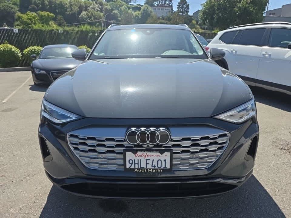 Used 2024 Audi Q8 e-tron Premium Plus w/ Premium Plus Package AWD/4WD image 2