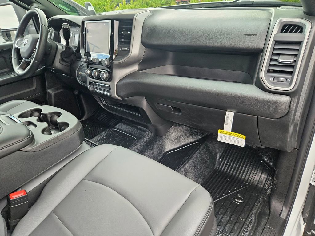 New 2026 RAM 5500 Tradesman AWD/4WD image 30