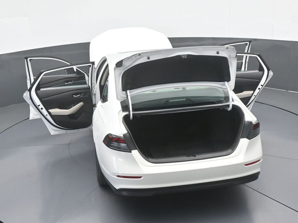 Used 2023 Honda Accord EX image 68