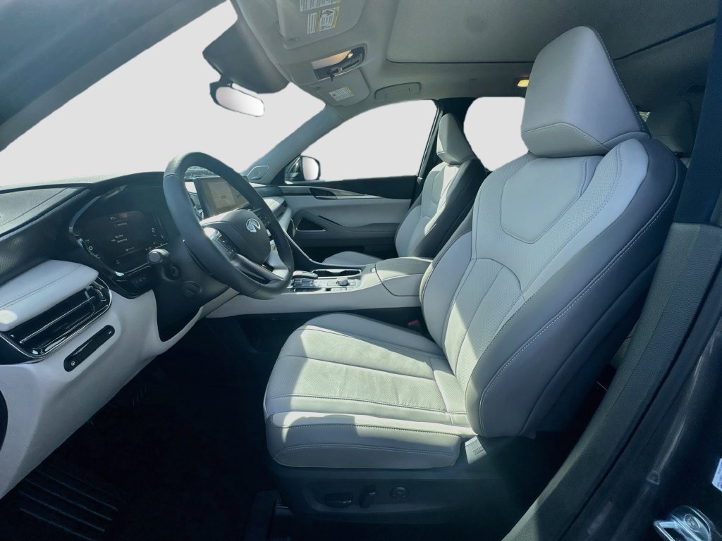 New 2027 INFINITI QX60 Luxe w/ Cargo Package FWD image 22