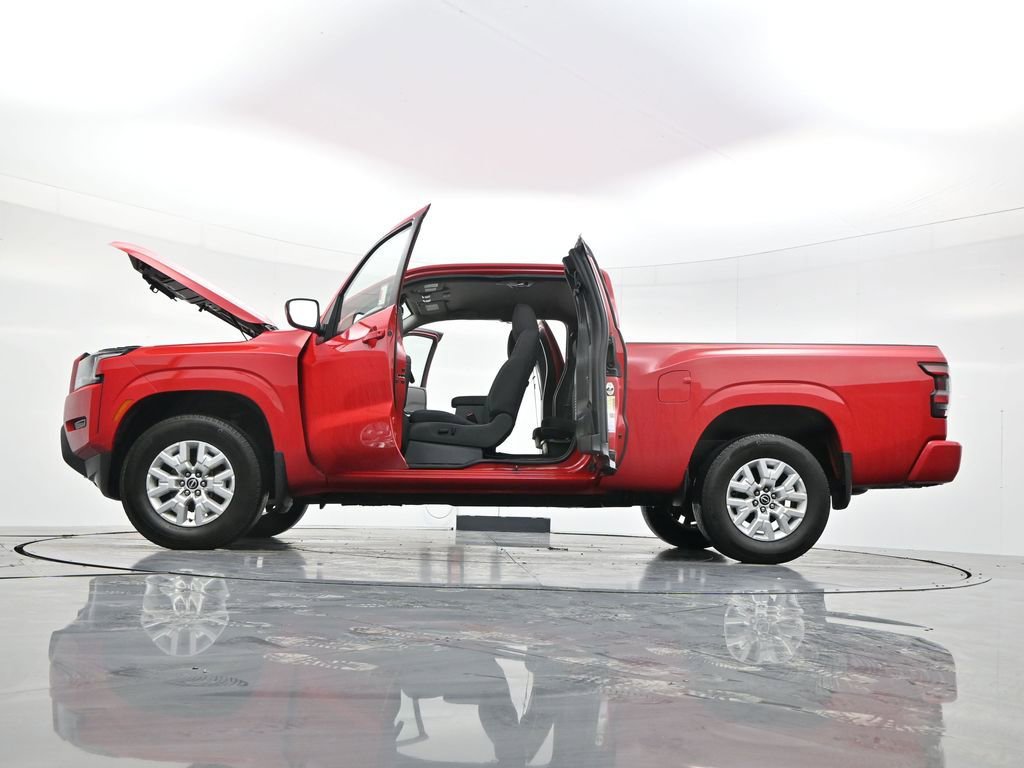 Used 2022 Nissan Frontier SV image 57
