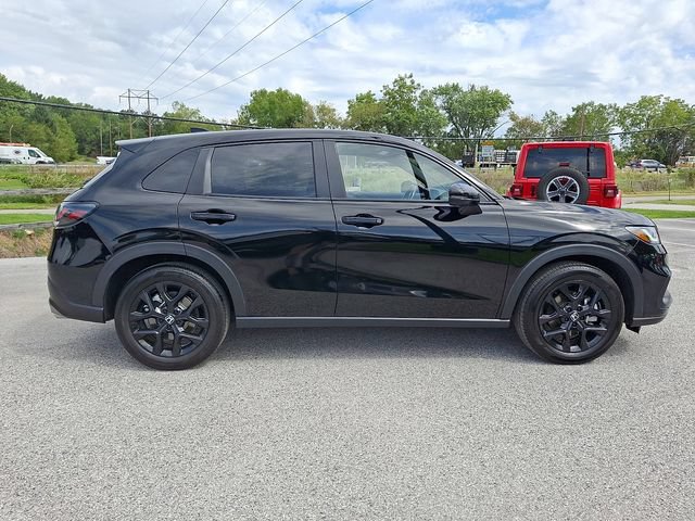 Used 2025 Honda HR-V Sport image 8