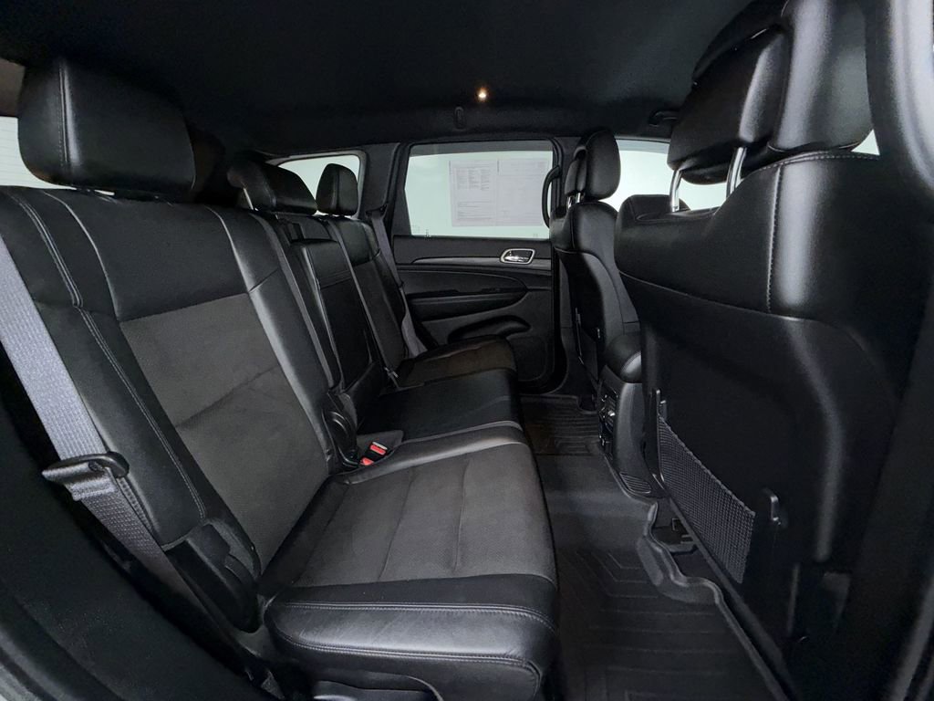 Used 2021 Jeep Grand Cherokee Laredo X AWD/4WD image 8