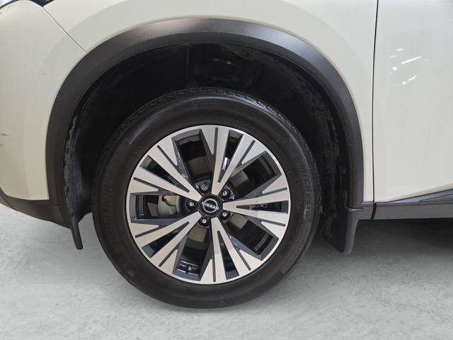 Used 2023 Nissan Rogue SV image 23