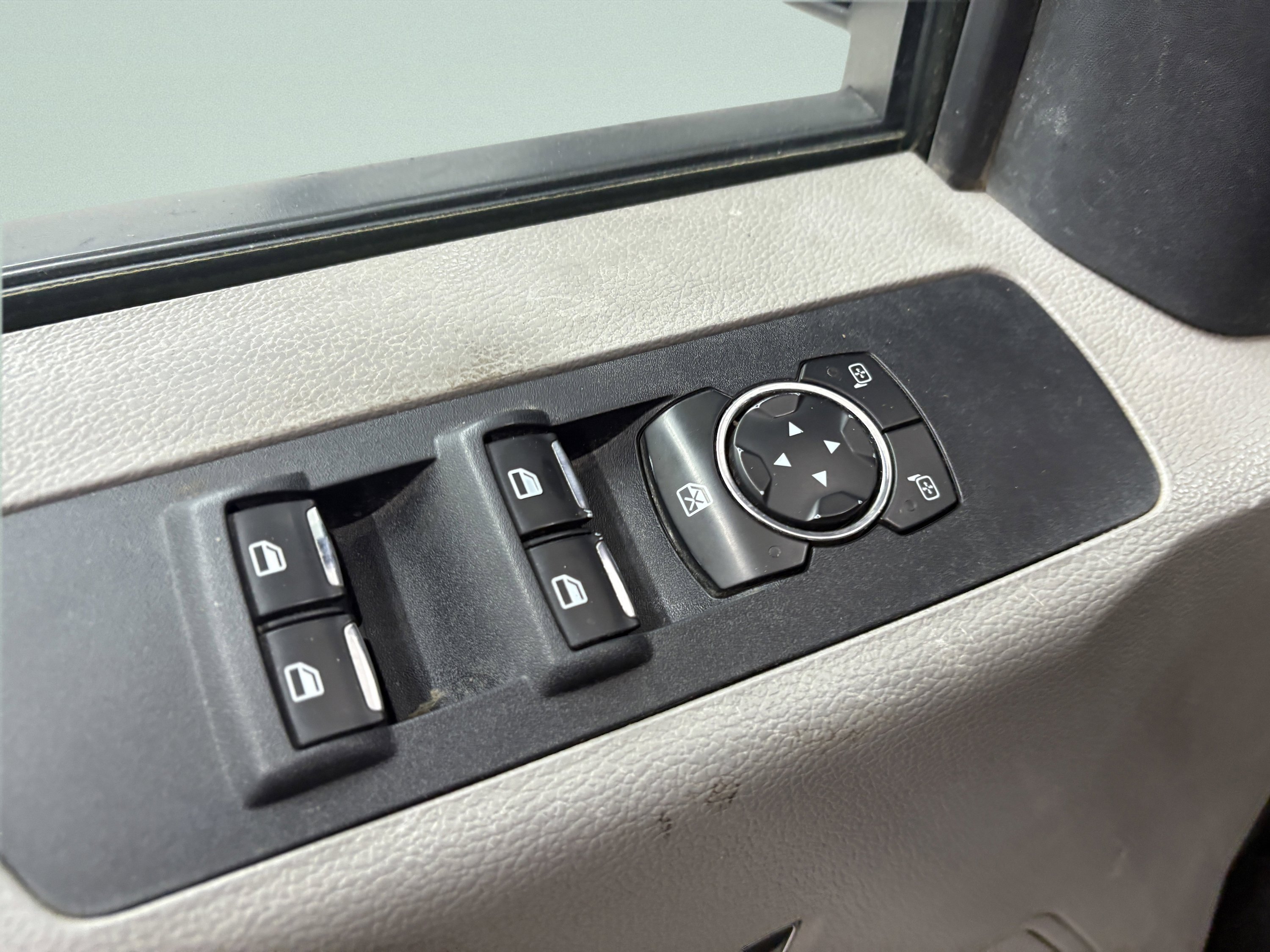 Used 2019 Ford F350 XL w/ Power Equipment Group RWD image 25