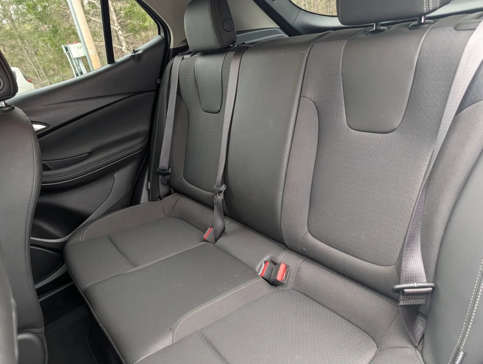 Used 2025 Buick Encore GX Preferred image 9