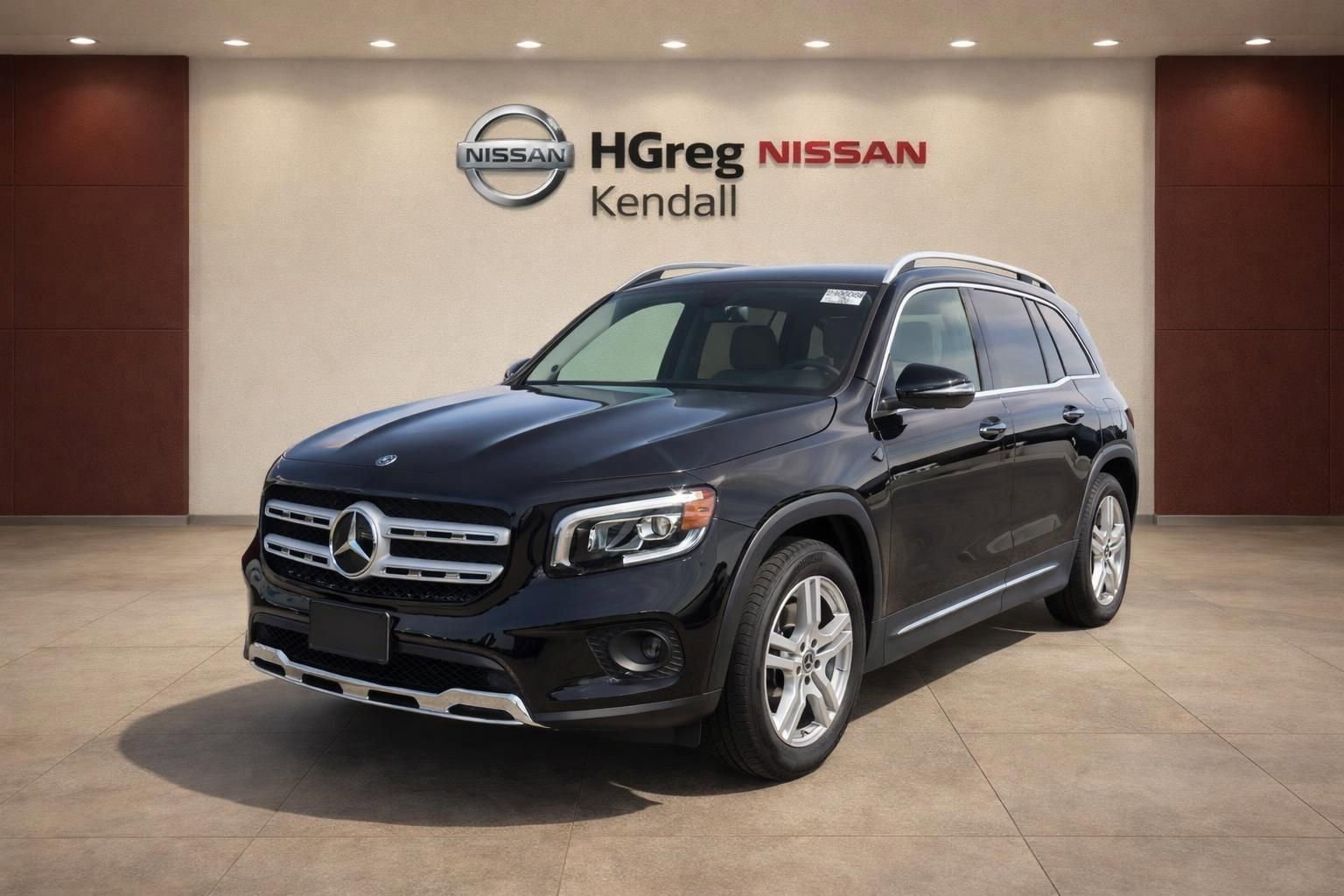 Used 2020 Mercedes-Benz GLB 250 image 3