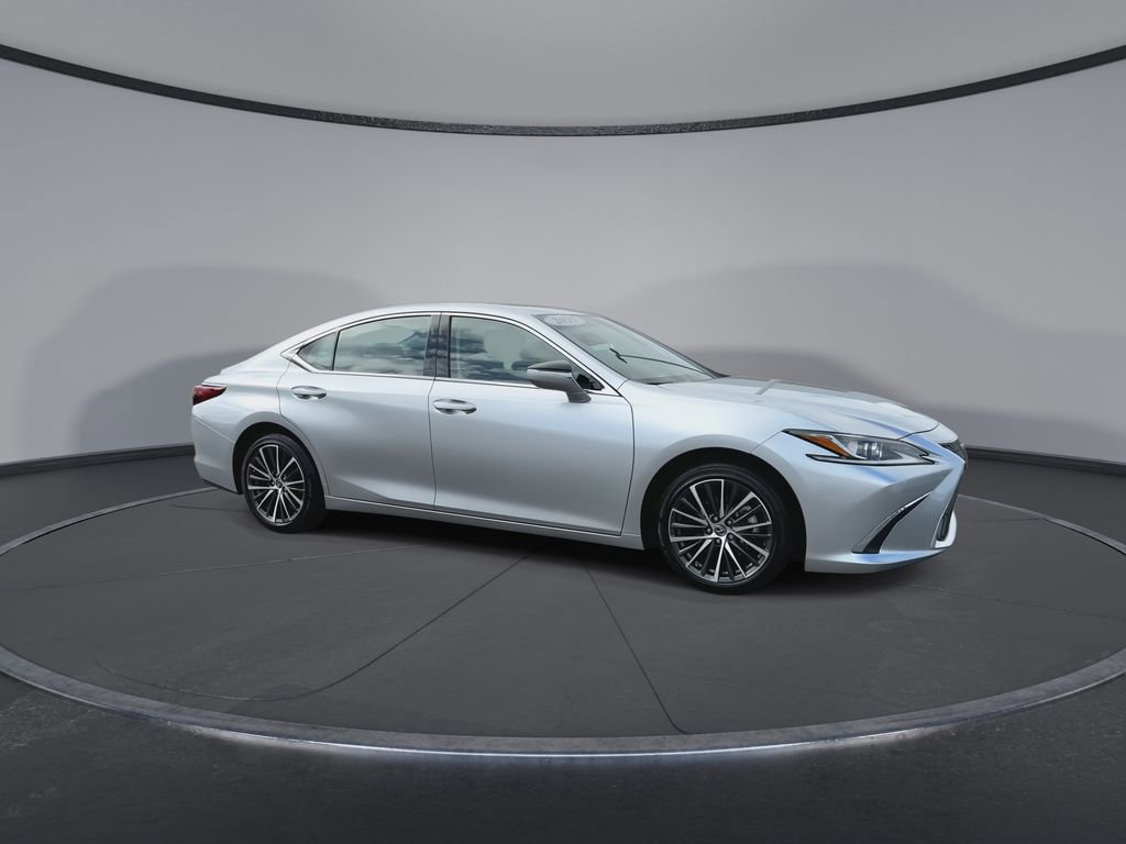 Used 2025 Lexus ES 350 w/ Premium Package image 2