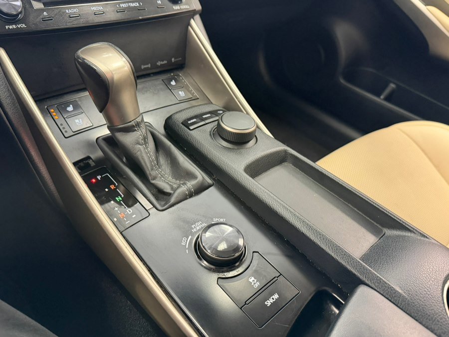 Used 2014 Lexus IS 250 w/ Premium Package RWD image 41