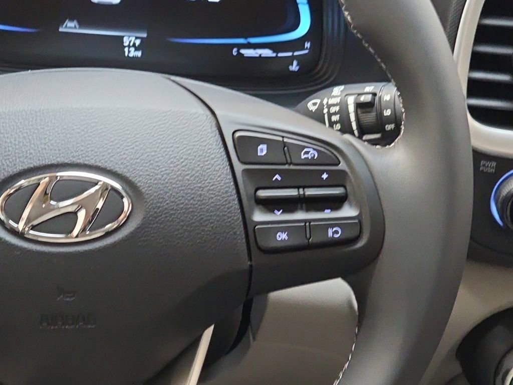 New 2026 Hyundai Venue SEL image 19
