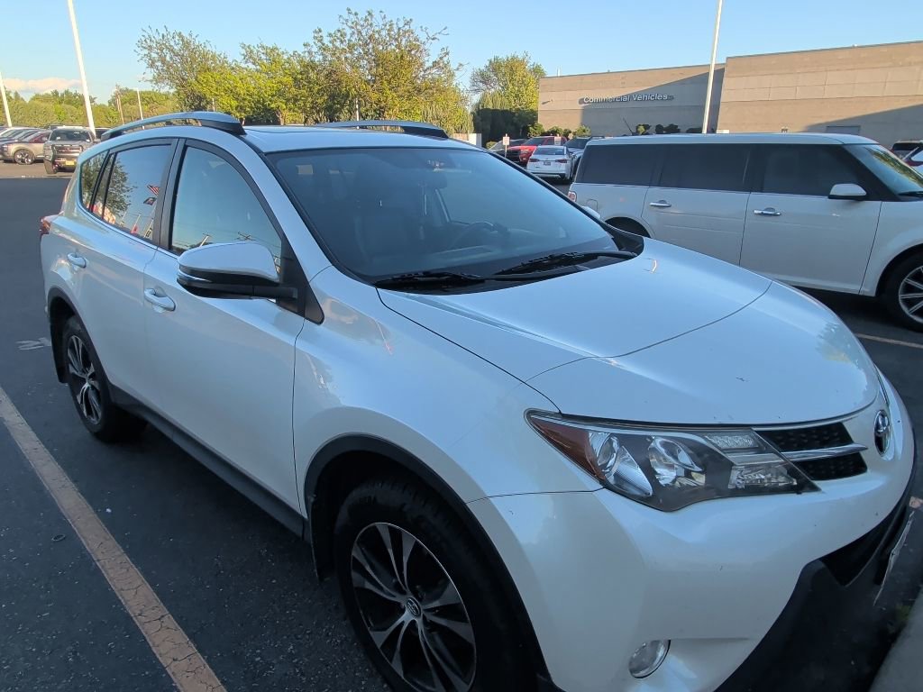 Used 2015 Toyota RAV4 Limited AWD/4WD image 1