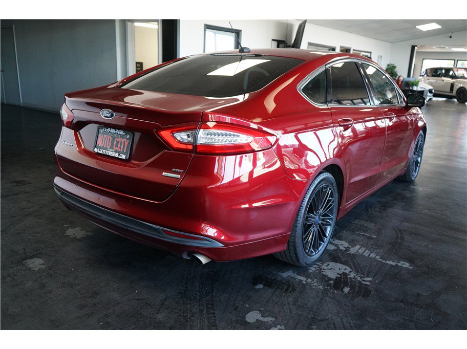 Used 2016 Ford Fusion SE w/ Equipment Group 202A FWD image 7