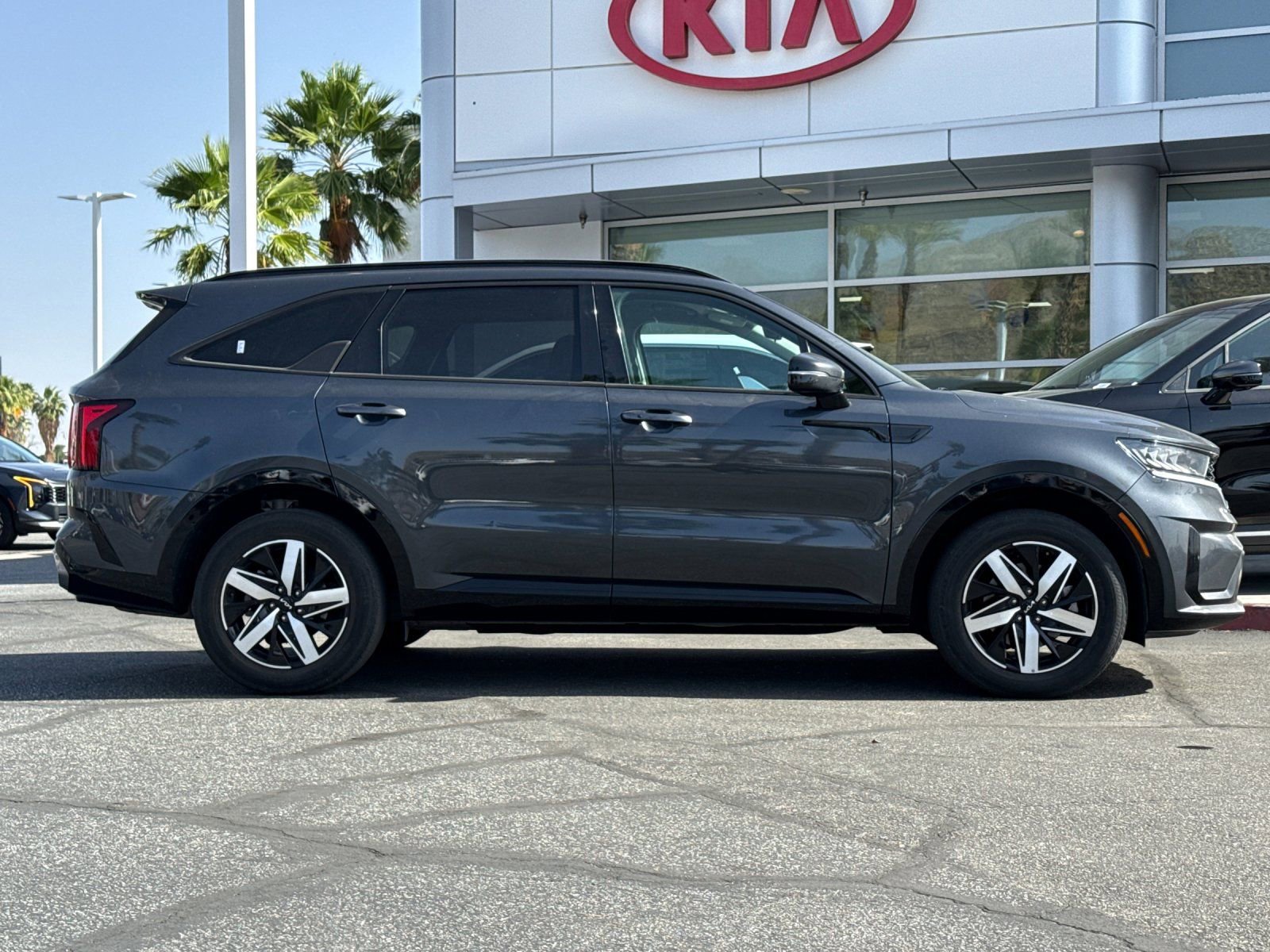 Certified 2023 Kia Sorento S FWD video 2